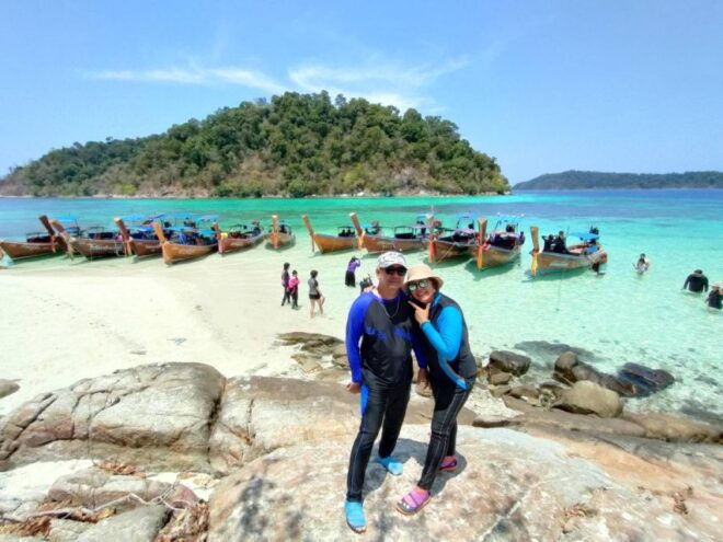 Ko Lipe: Outside Zone Snorkeling Trip by Longtail Boat - Ror Kloy Island