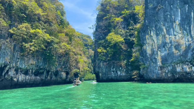 Ko Yao Yai: Hong Island & Plankton Longtail Boat Sunset Tour - Important Information