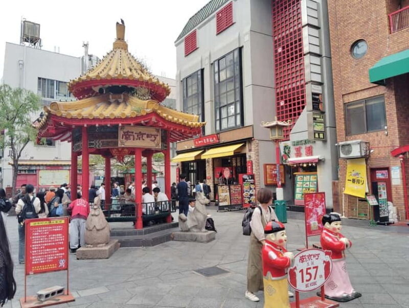 Kobe: 1.5-Hour Local Street Food Guided Tour at Nankinmachi - Who Will Enjoy This Tour?