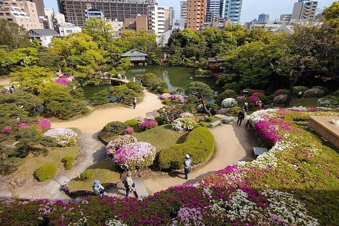 Kobe Bus Tour with Scenic Views & Gardens(Hotel pickup available) - Nankinmachi: Kobe’s Chinatown