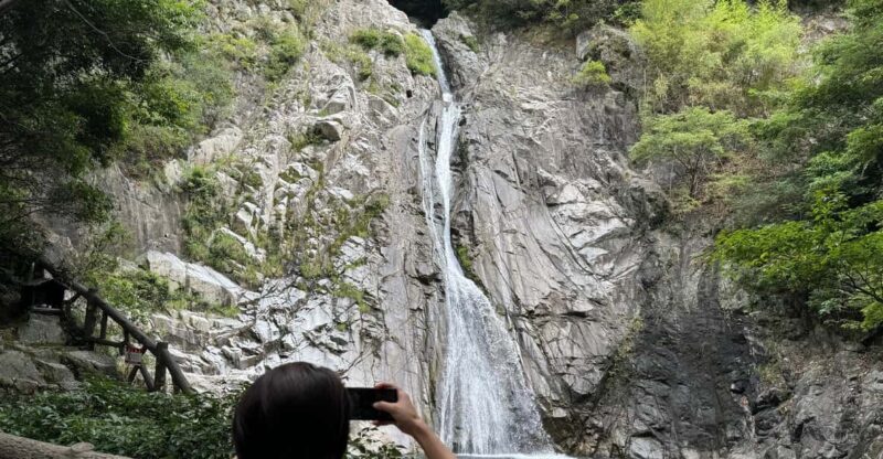 Kobe: Guided Tour of Nunobiki Waterfalls and Herb Garden - An In-Depth Look at the Tour Experience