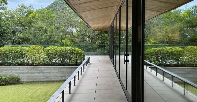 Kobe: Private Guided Tour of Takenaka Carpentry Tools Museum - An In-Depth Look at the Experience