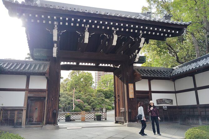 Kobe: Sorakuen Garden Guided Walking Tour 1h - Who Would Love This Tour?