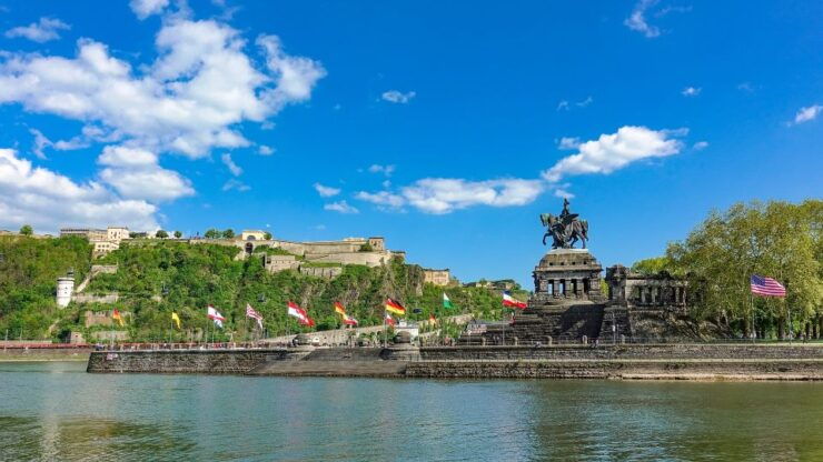 Koblenz: Old Town Tour With the Ehrenbreitstein Fortress - Duration and Live Guide