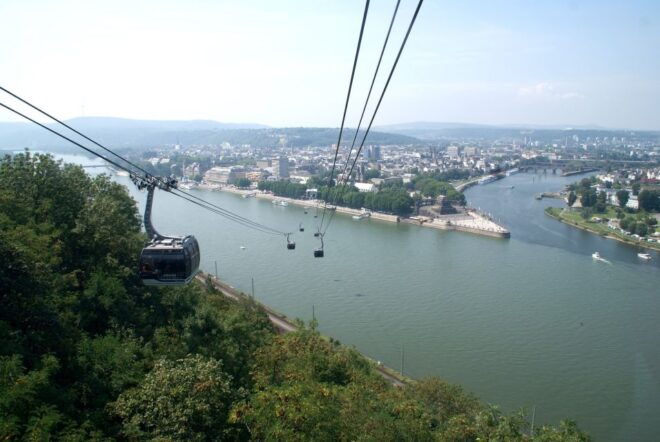 Koblenz: Old Town Tour With the Ehrenbreitstein Fortress - Visit Kaiser Wilhelm Memorial