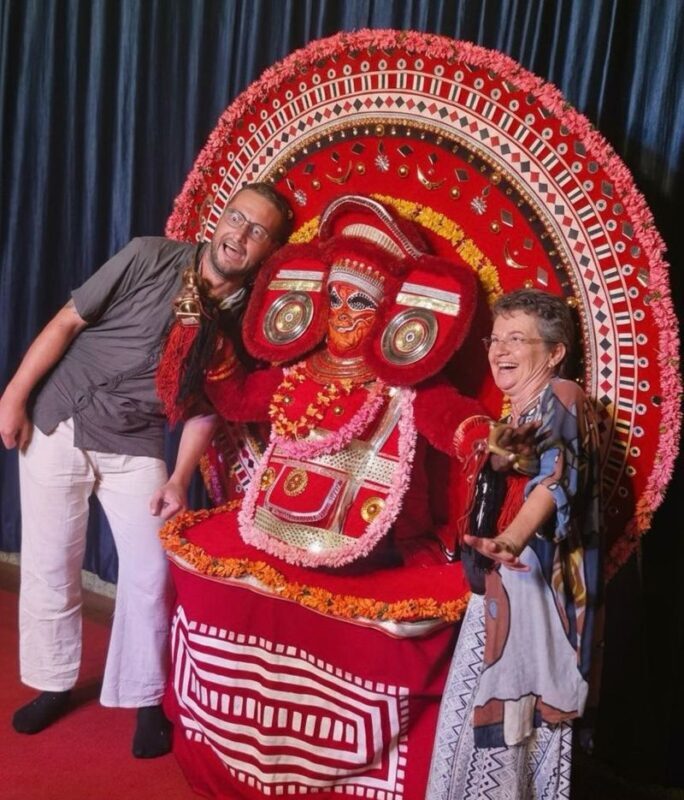 Kochi: Evening Kathakali Theyyam And Kalaripayattu Show Tickets - Kalaripayattu brings speed and force
