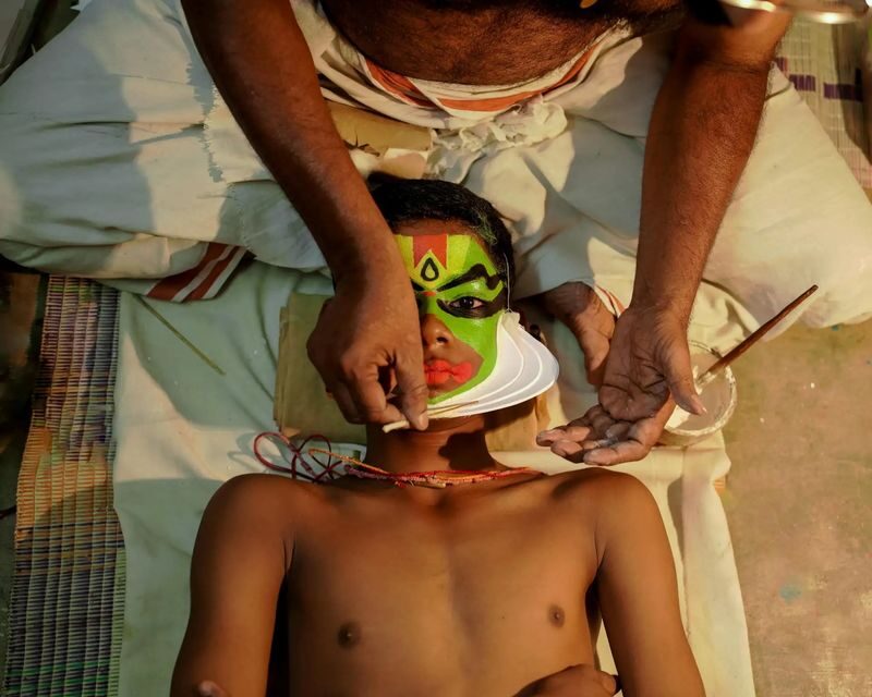 Kochi: Evening Kathakali Theyyam And Kalaripayattu Show Tickets - What the price buys