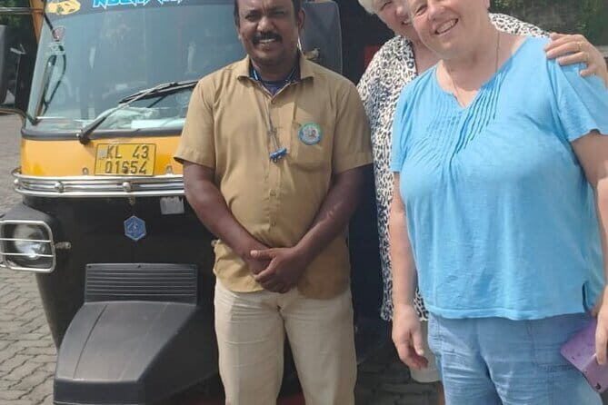 Kochi Exclusive Local Sightseeing Tuk-Tuk Tour - Dhoby Khana & Bastion Bunglow