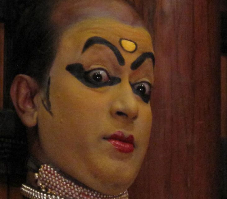 Kochi: Kathalki Theatre and Dinner Experience - Highlights of the Kathakali Dance Performance