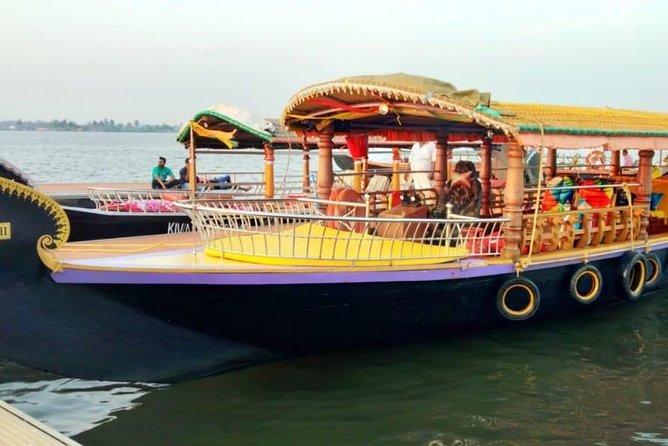 Kochi Private Tour: Kerala Backwater Shikara (Shaded Canoe Boat) Day Cruise - Customer Reviews