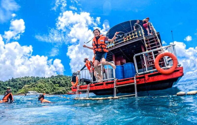 Koh Chang: 3 or 4 Islands Snorkel & Beach Tour by Big Boat - FAQ