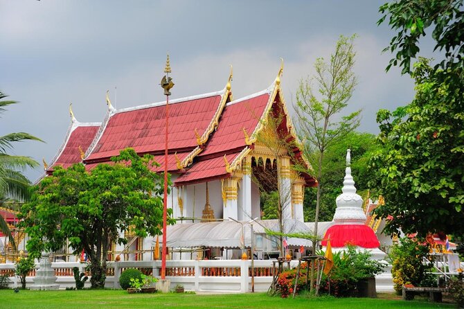 Koh Kret Island Bike Tour From Bangkok With Mon Culture & Pad Thai Lunch - Tour Itinerary