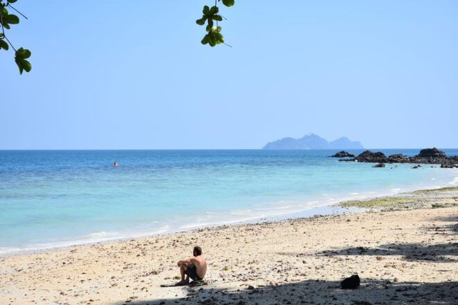 Koh Lanta: 4 Islands and Emerald Cave Tour by Long-tail Boat - Booking Information