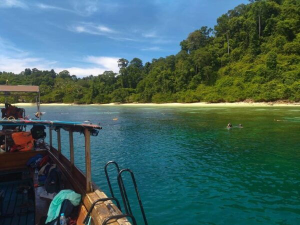Koh Lanta: 4 Islands and Emerald Cave Tour by Long-tail Boat - Break Down