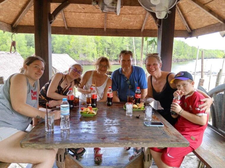 Koh Lanta: Amazon Mangrove Kayaking Tour With Lunch - Taking in the Local Villagers Lifestyle