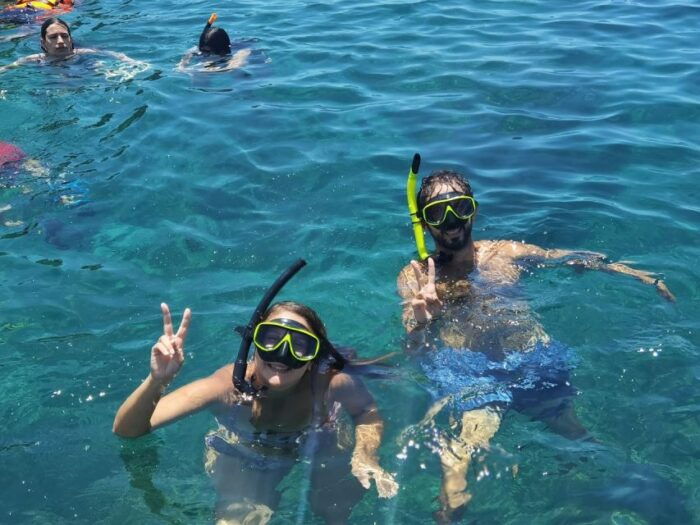 Koh Lanta: Emerald Cave & 4 Islands Snorkel Tour by Longtail - Emerald Cave Exploration