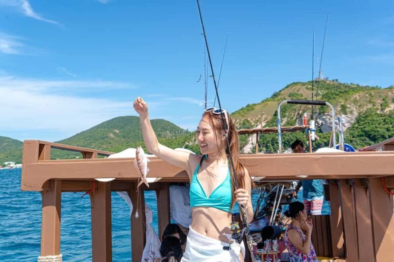 Koh Larn: Private Wooden Boat Charter with Seafood Set - Who Is This Tour Best For?