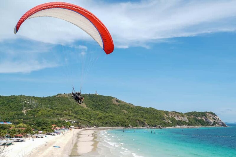 Koh Larn: Tandem Paragliding Adventure with scenic view - The Flight Itself: What to Expect