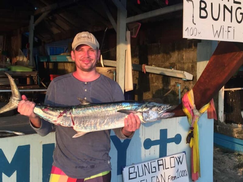 Koh LIpe:Vertical jigging & popping Giant Trevally - Good To Know  