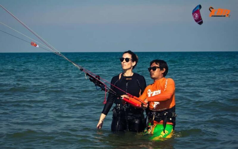 Koh Phangan: 1-Hour Kitesurfing Lesson with Professional - Who Should Consider This?