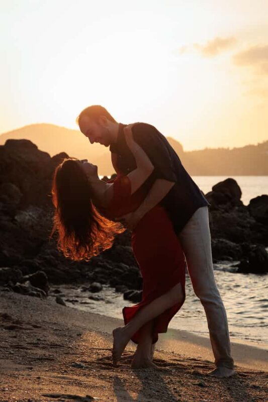 Koh Phangan: Couple Photoshoot Session with 80 Photos - An In-Depth Look at the Koh Phangan Couples Photoshoot