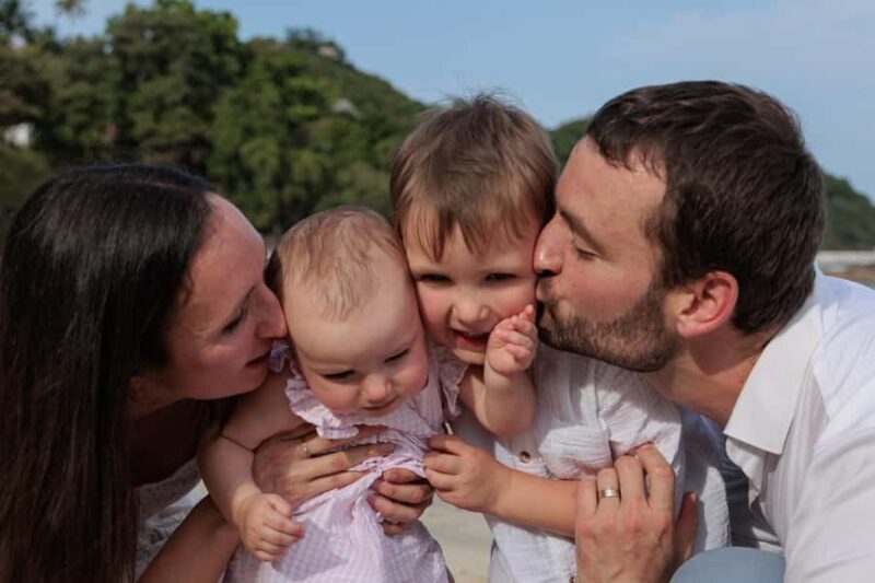 Koh Phangan: Family Photoshoot with 100 Photos - What to Expect from Your Koh Phangan Family Photoshoot