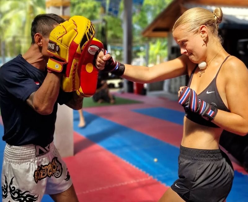 Koh Phangan Muay Thai Boxing Introduction Class for Beginners - Two hours learning the basics at Chinnarach Muaythai