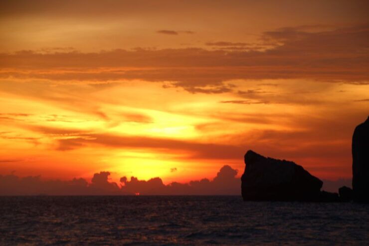Koh Phi Phi: Captain Bob's Private Booze Cruise - Booking Details
