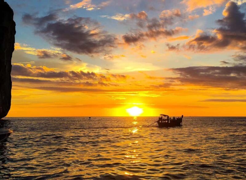 Koh Phi Phi: One-Day Maya Bay, Bamboo & Sunset by Speedboat - The Meeting Point & Logistics