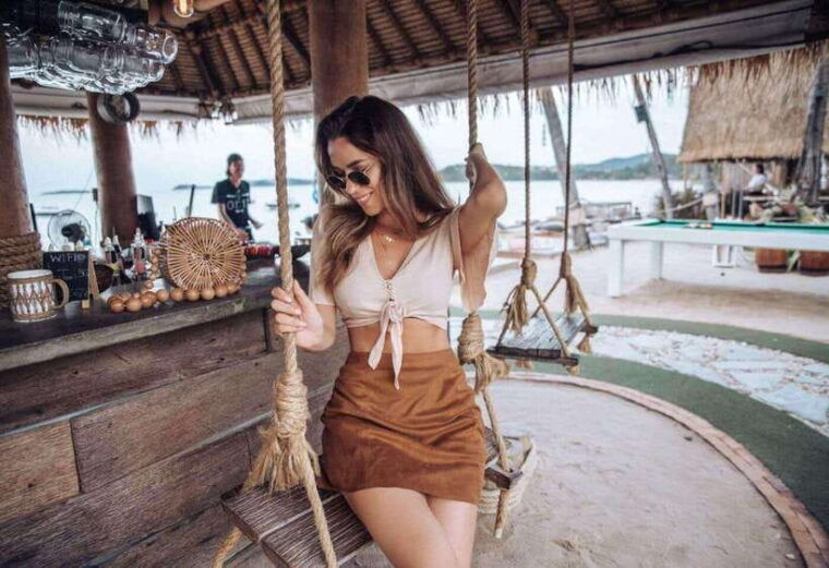 Koh Samui Instagram Tour: The Most Famous Spots - Oceanfront Restaurant Lunch