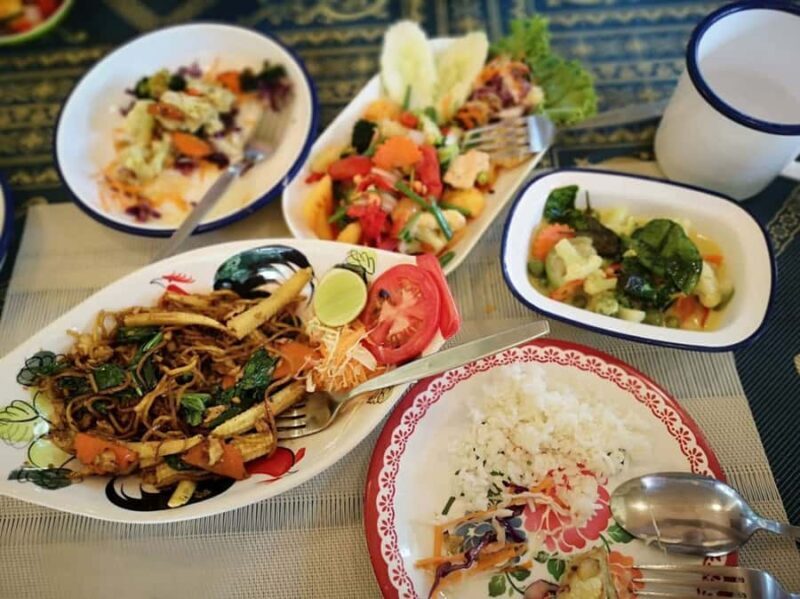 Koh Samui: Thai Cooking Class with Local Market Tour - The Setting: Intimate and Authentic