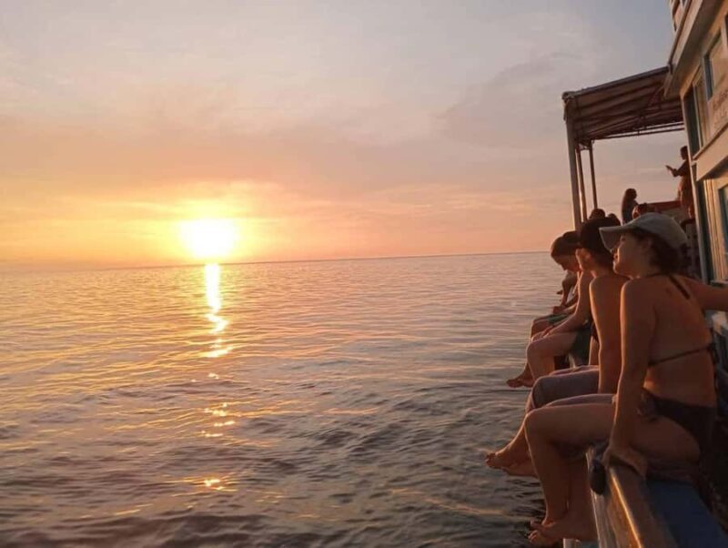 Koh Tao: Half-Day Sunset Snorkeling Tour with Lunch & Pickup - Who Is This Tour Best For?
