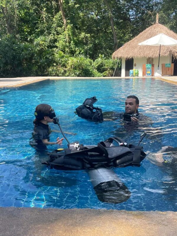 Koh Tao: Try Scuba Diving Experience + Hotel Pickup 2-dives - FAQ