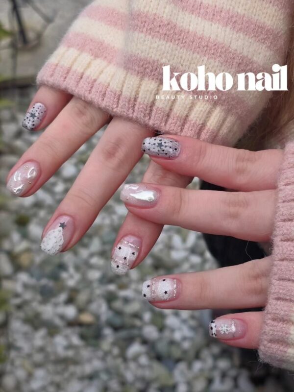 Koho Nail COEX: Premium Gel Nail & Signature Overlay Care - Choosing between gel, art, and a pedicure
