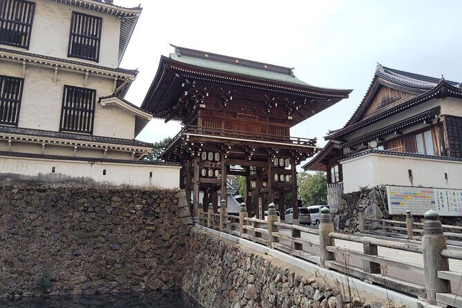 Kokura Castle and Garden Guided Tour in Kitakyushu - An In-Depth Look at the Tour Itinerary