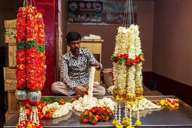 Kolkata 2 Day Private Tour with Guide and Car - Day 1: Exploring Kolkata’s Iconic Landmarks