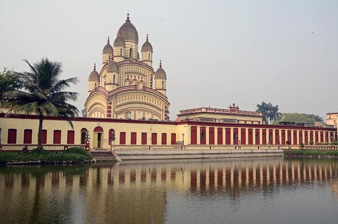Kolkata Private Monument & Religious Day Tour - Good To Know