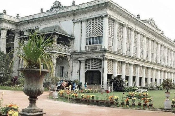 Kolkata Private Monument & Religious Day Tour - Hotel Pickup and Drop Off
