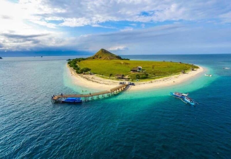 Komodo Island: Day Trip with Speedboat (6 Destinations) - Who Should Consider This Tour?