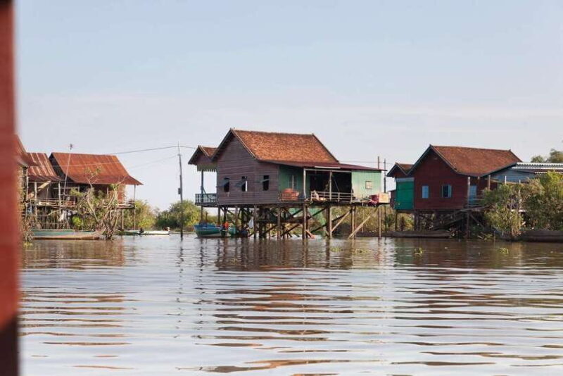 Kompong Khleang Floating Village: Full-Day from Siem Reap - Exploring the village: Homes on stilts and local life