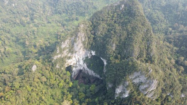 Kong Collapse Top Adventure 5 Days 4 Nitghs - Booking and Cancellation
