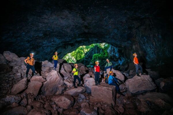 Kong Collapse Top Adventure 5 Days 4 Nitghs - About Jungle Boss Tours