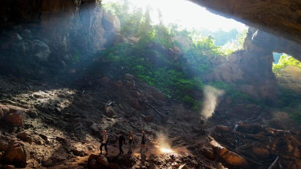 Kong Collapse Top Adventure 5 Days 4 Nitghs - Contact Us