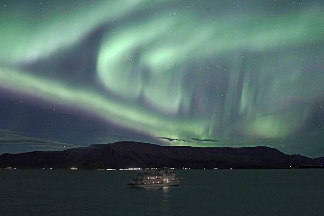 Kopar Fine Dining Dinner and Northern Lights Cruise From Reykjavik - Common Questions