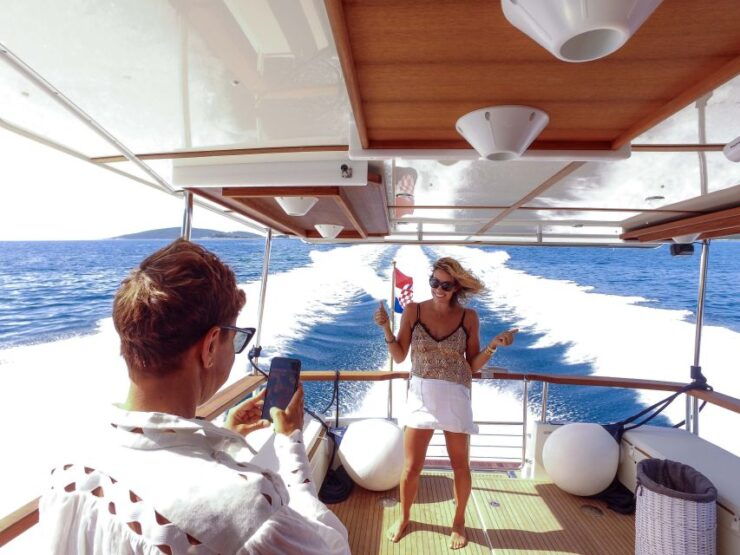 Korcula: Vis Island Private Yacht Tour With Blue Cave Visit - Experience Highlights