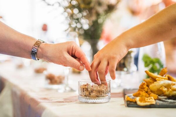 Korčula: Wine and Sweets Delight Tour - Traditional Sweets to Enjoy