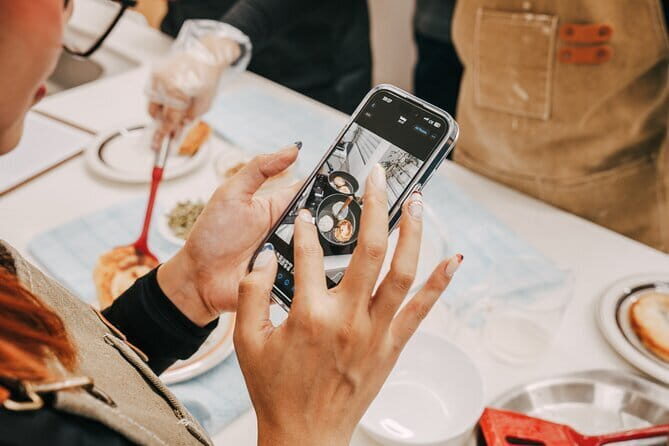 Korea Cooking Class with 3 stars Michelin Chef & Content creators - FAQ