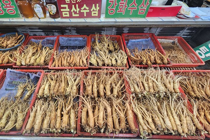 Korean Shamanism Walking Experience and Shopping in Seoul - Not Included