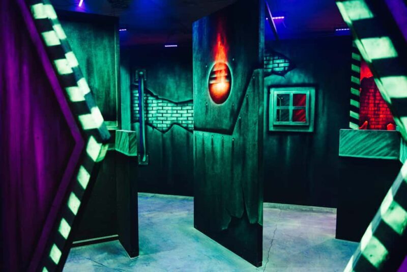 Kortrijk: Ultimate Laser Tag Experience 3 Games + Drink - Who Will Enjoy This Most?