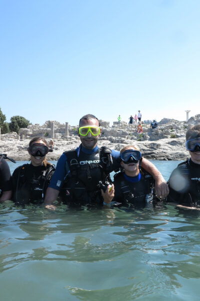 Kos: Beginner Scuba Diving From the Beach With Pickup - Frequently Asked Questions